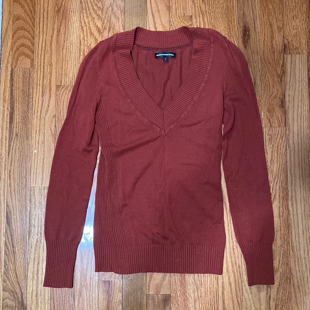 Express Design Studio V Neck Sweater Burnt Red Size S